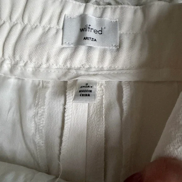 Aritzia The Limitless Pant™ - Crepette™ — SHORT - Picture 4 of 7